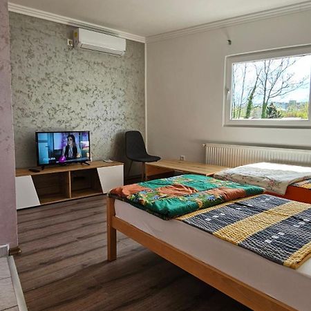 Apartmani Roki Τούζλα Εξωτερικό φωτογραφία