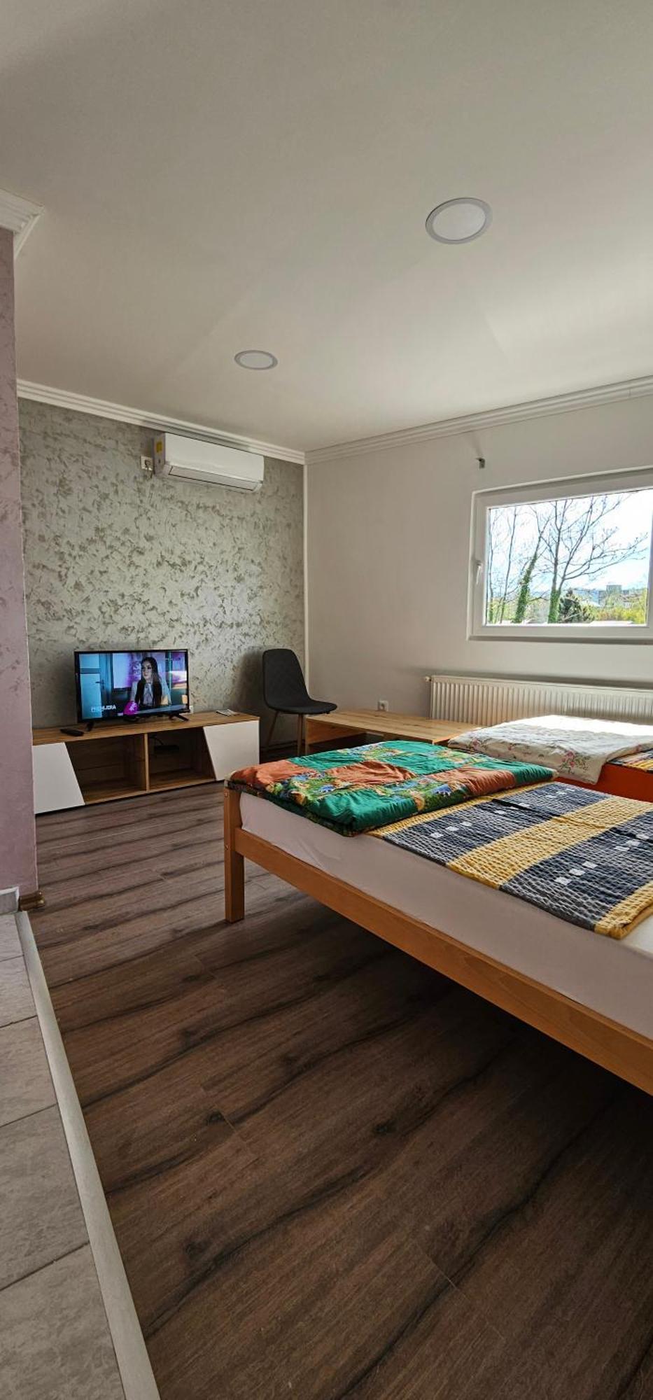Apartmani Roki Τούζλα Εξωτερικό φωτογραφία